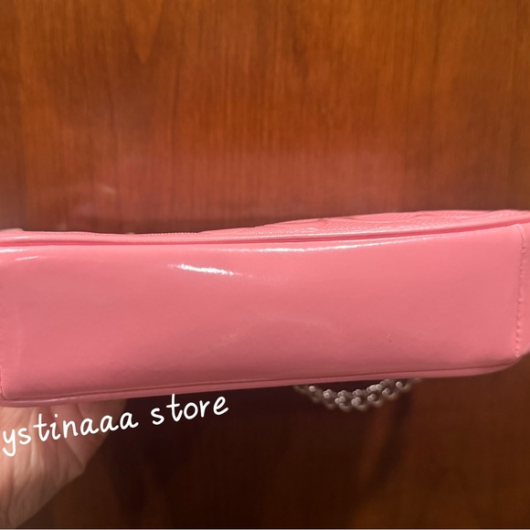 NWT Coach Nolita 19 In Signature Leather With Heart Charm CCZ27❤️ in silver/pink